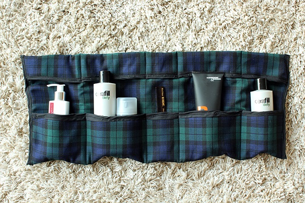 Tutorial: Roll up travel toiletry organizer