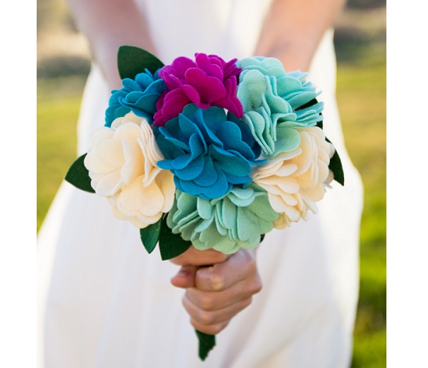 Tutorial: Felt flower bouquet