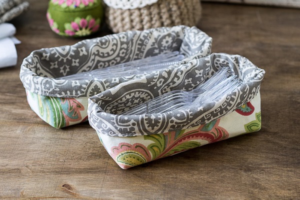 Tutorial: Fabric utensil basket