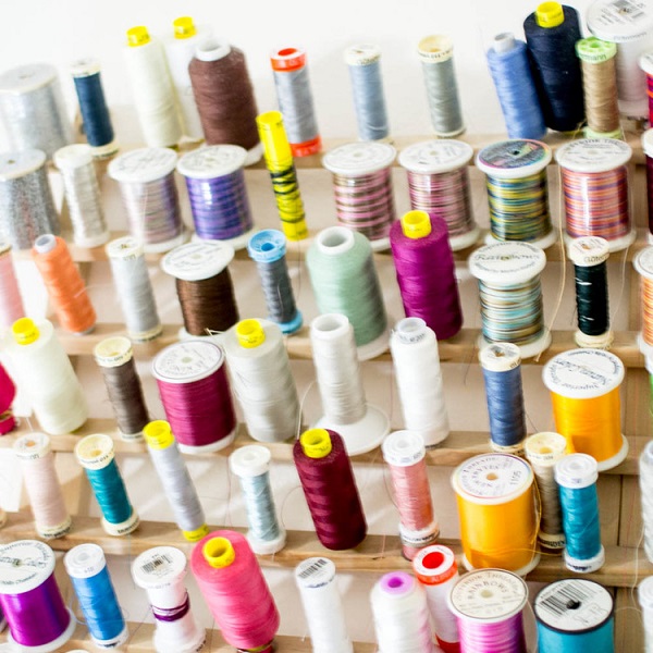 4 types of sewing thread and when to use them