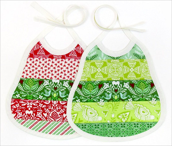 Free pattern: Terry cloth backed baby bibs