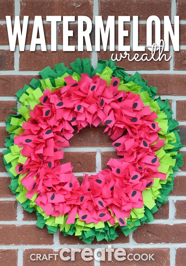 Tutorial: No-sew watermelon wreath