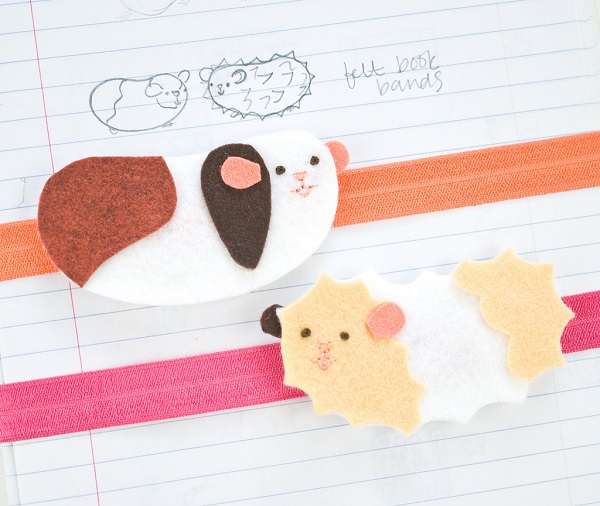 Free pattern: Felt guinea pig book bands