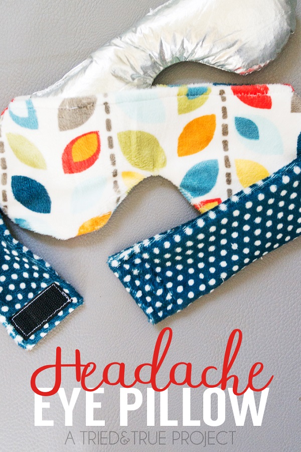 Free pattern: Weighted headache eye pillow