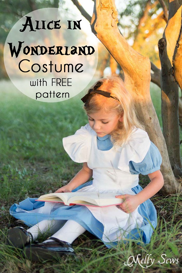 Tutorial: DIY Alice In Wonderland costume