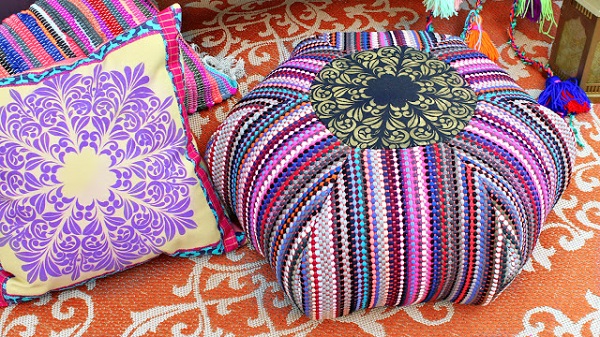 Free pattern: Boho floor pouf from dollar store rugs