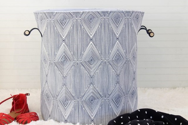 Tutorial: Anthropologie-inspired laundry hamper