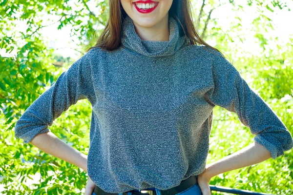 Tutorial: Add a turtleneck to a basic t-shirt pattern