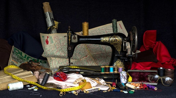 8 reasons for using a vintage sewing machine