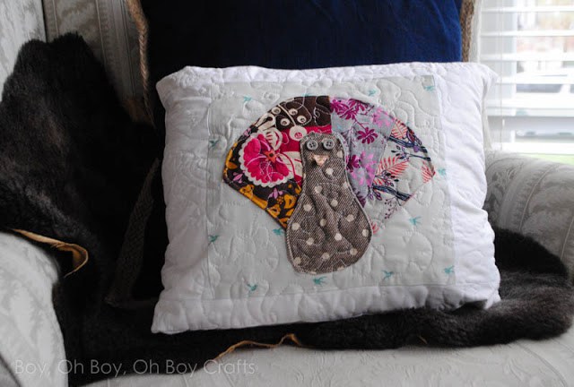 Tutorial: Scrappy turkey Thanksgiving pillow