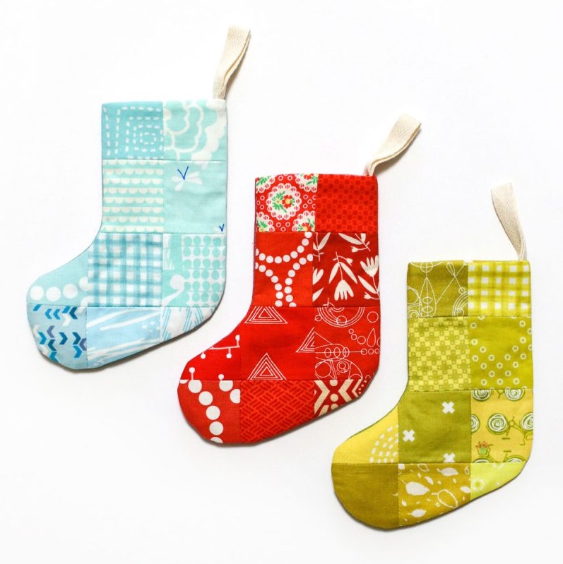 Tutorial: Mini patchwork Christmas stockings