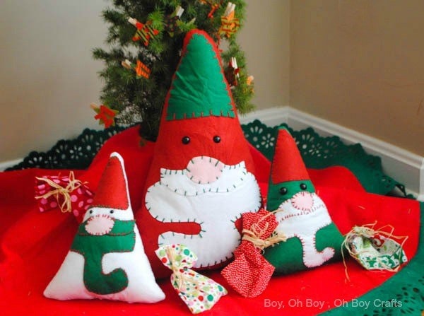 Free pattern: Felt gnome Christmas pillow