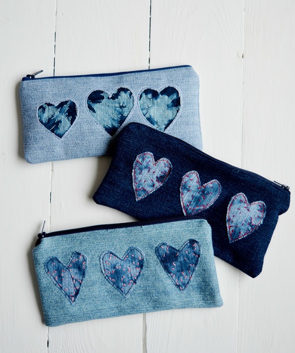 Tutorial: Shibori style denim heart pencil pouch