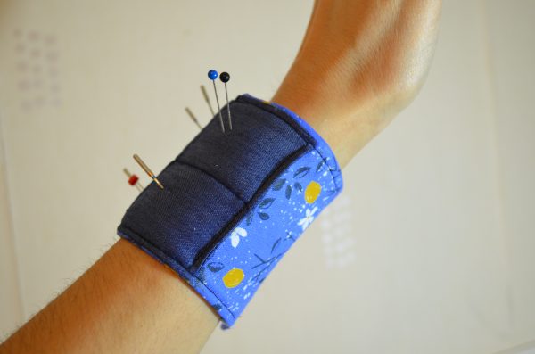 Tutorial: Wrist cuff pincushion