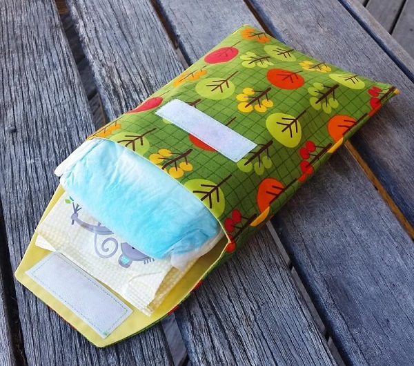 Tutorial: Baby diaper and wipes travel pouch