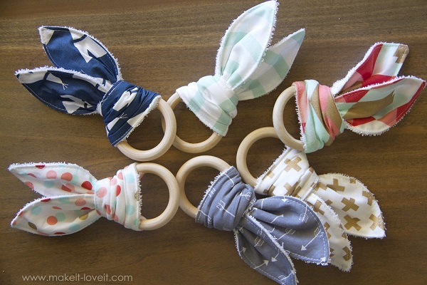 Tutorial: Bunny ear teething rings, with pattern