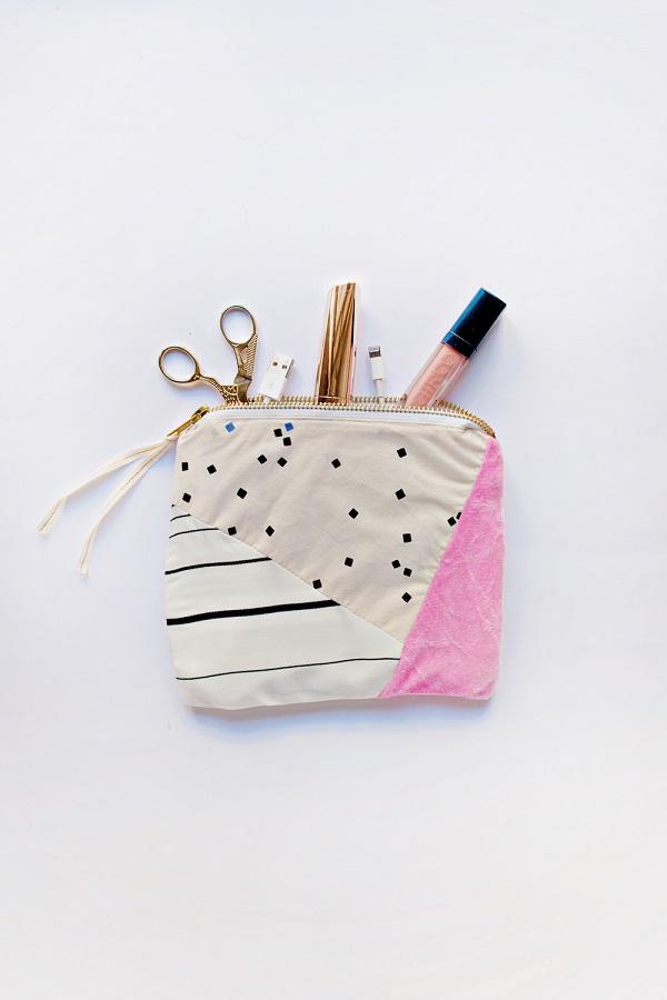 Tutorial: Scrapbusting patchwork zipper pouch