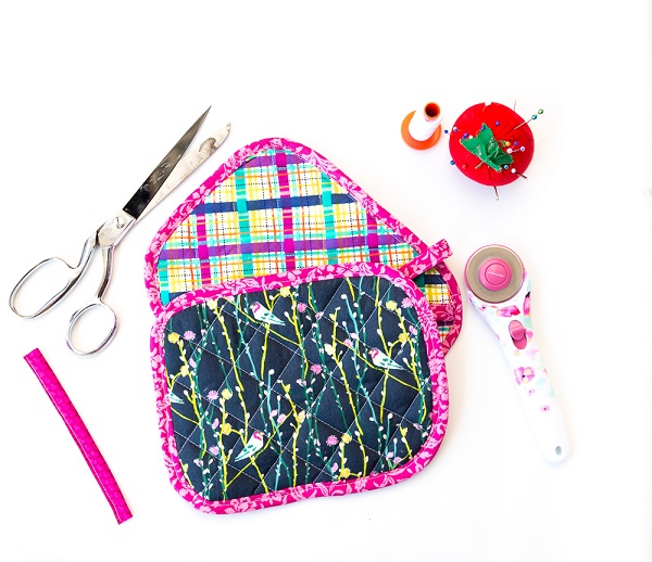 Free pattern: Easy quilted pot holder