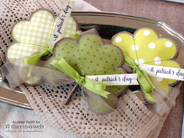 Tutorial: Stitched paper shamrock softies