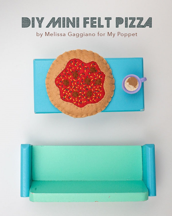 Tutorial and pattern: Miniature felt pizza for dolls