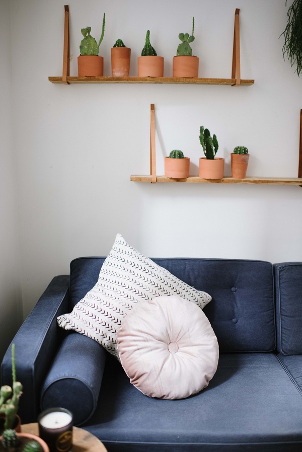 Tutorial: Round tufted cushion