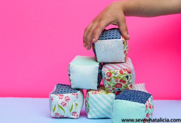 Tutorial: Mini charm square fabric baby blocks