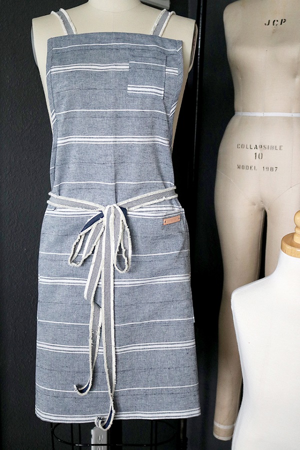 Tutorial: Linen apron with leather accents