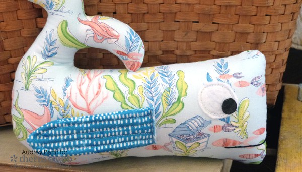 Tutorial and pattern: Whale softie 