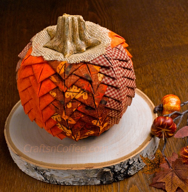 Tutorial: Prairie point pumpkin