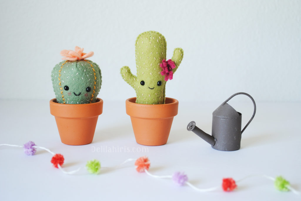 Tutorial and pattern: Itty felt cactus pincushions