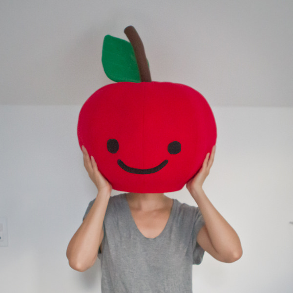 Tutorial: Giant fabric apple head