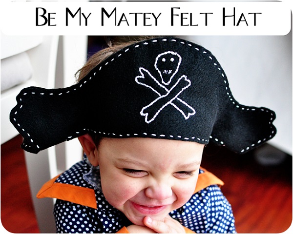 Tutorial and pattern: Easy one piece felt pirate hat