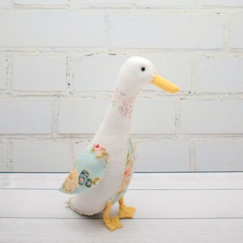 Tutorial and pattern: Little goose softie