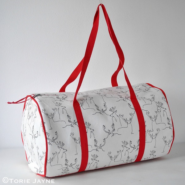 Tutorial: Duffel bag with piped seams