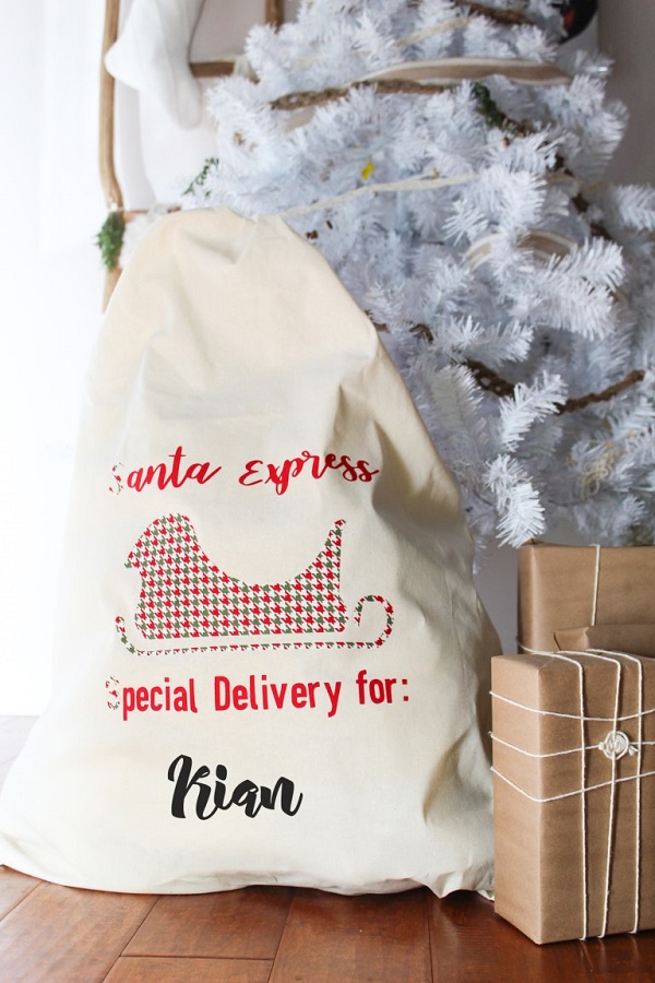 Tutorial: Easy no-sew Santa gift sack