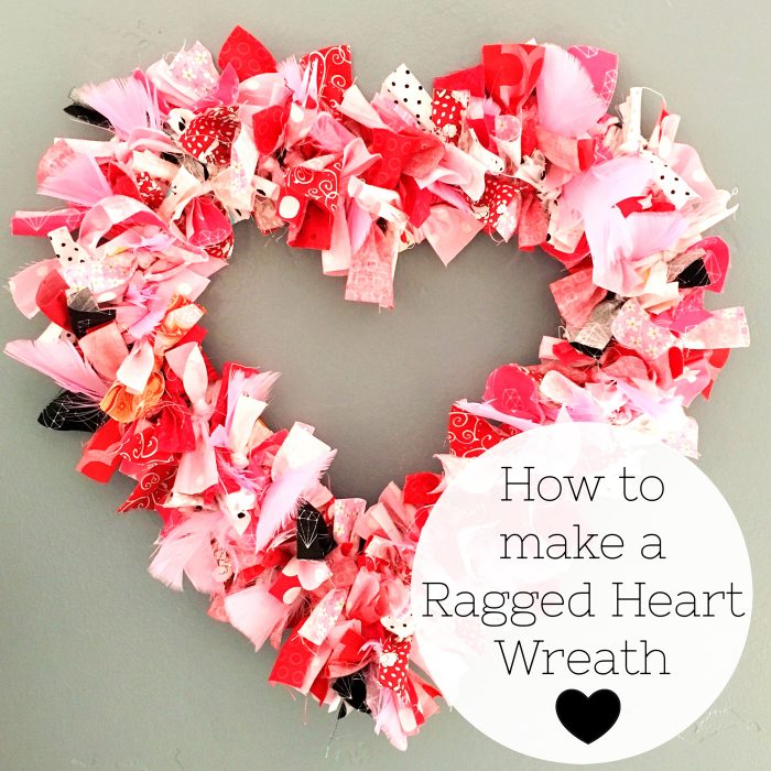 Tutorial: No-sew fabric heart wreath