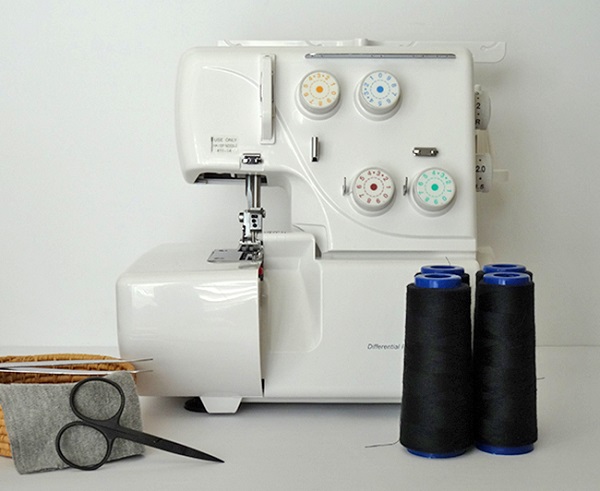 Tutorial: How to thread a serger