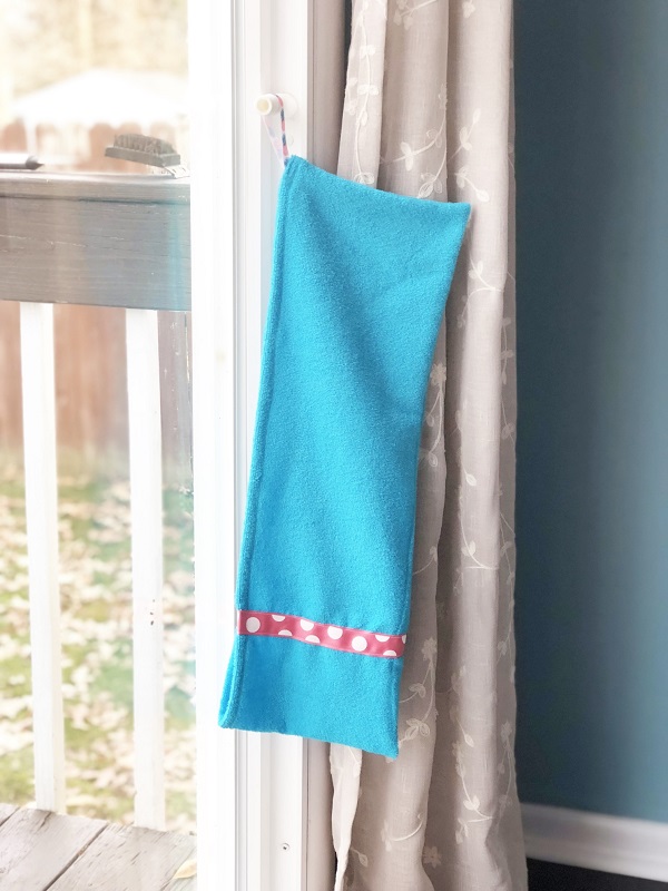 Tutorial: Dog paw towel to hang by your door