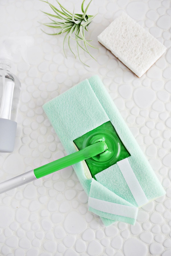 Tutorial: Easy no-sew reusable Swiffer cover