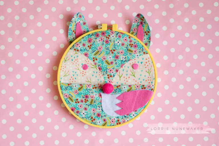 Sewing tutorial: Fox face embroidery hoop caddy