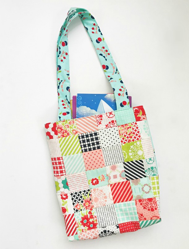 Sewing tutorial: Mini charm pack patchwork tote