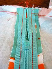 Tutorial: Perfect zippers every time with glue basting – Sewing