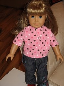 Free Sewing pattern: T-shirt for 18″ dolls – Sewing