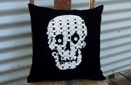 Sewing tutorial Halloween Pillow