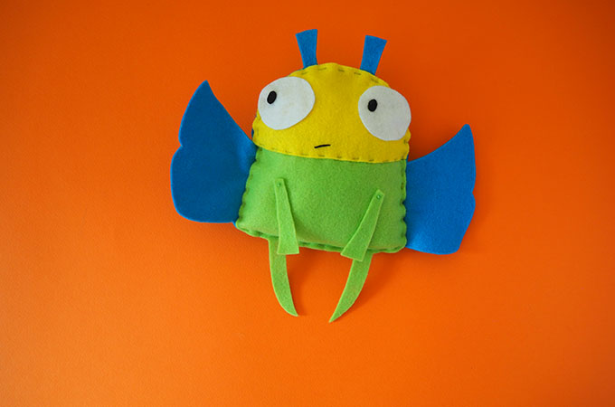 Sewing tutorial: Felt bug softie that kids can sew, with a free pattern