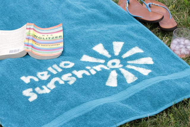 Tutorial: Custom bleach design beach towels