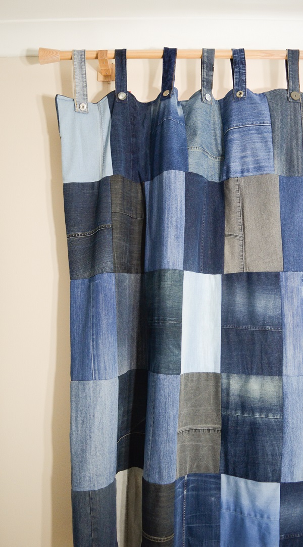 Sewing tutorial: Recycled denim tab top curtains