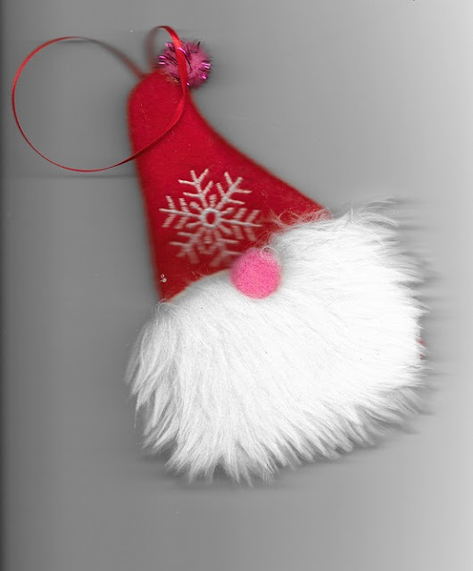 Sewing tutorial: Gnome/Tomten Christmas Ornament