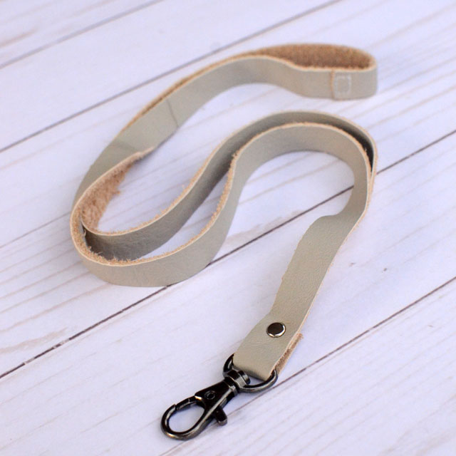 Tutorial: No-sew leather lanyard