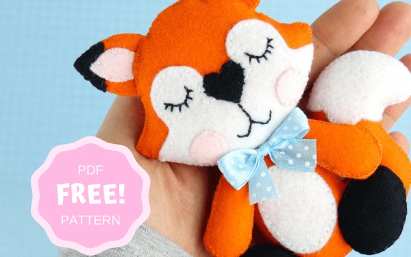 Free pattern: Felt fox softie